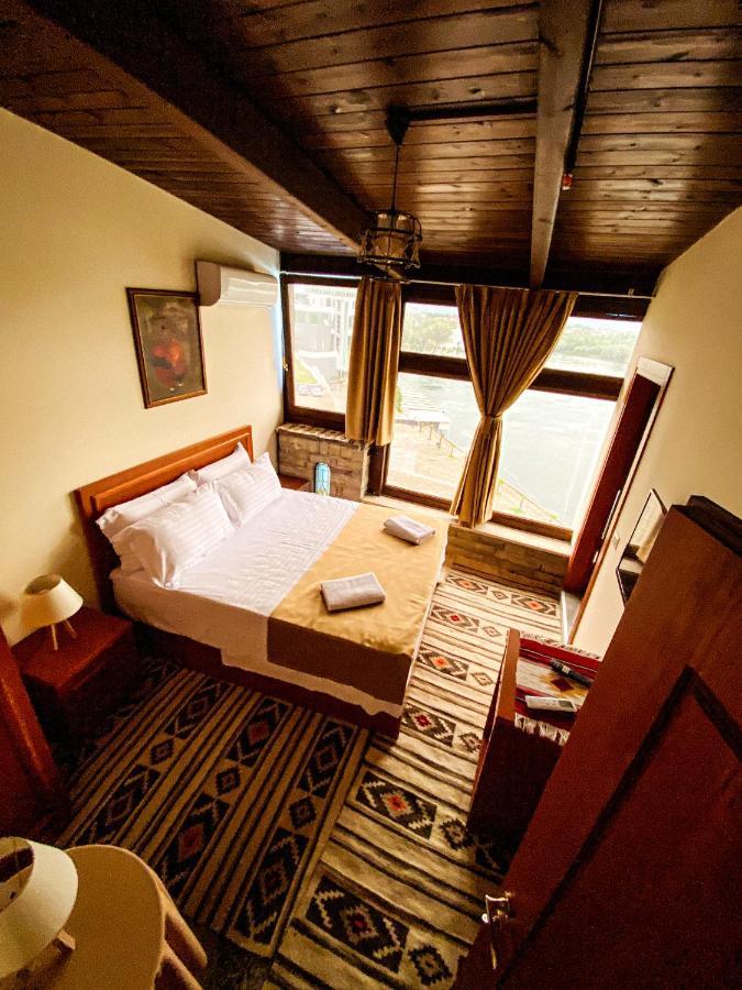 Hotel Iliria Shkoder Exterior photo