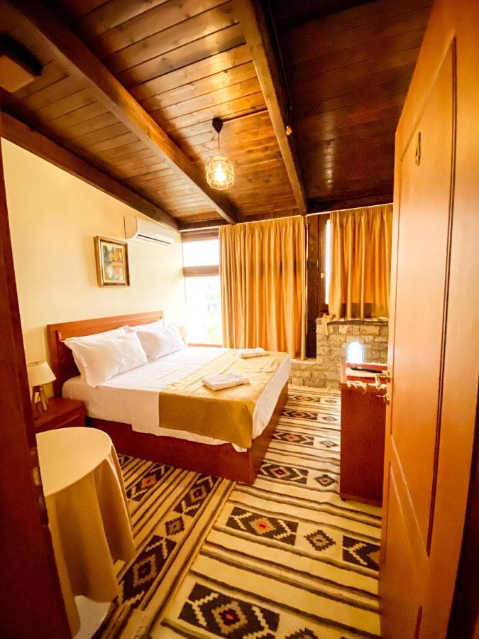 Hotel Iliria Shkoder Exterior photo