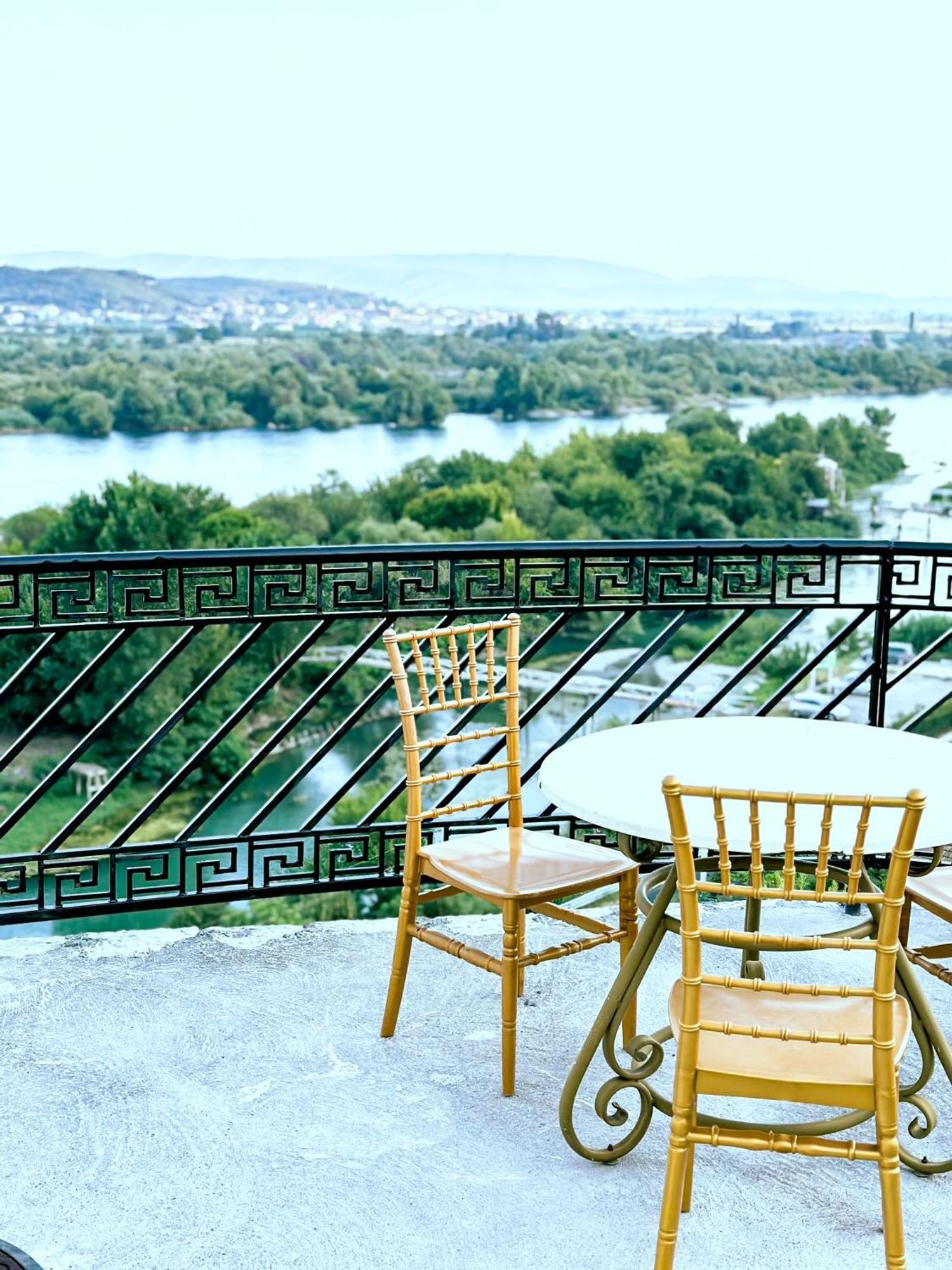 Hotel Iliria Shkoder Exterior photo